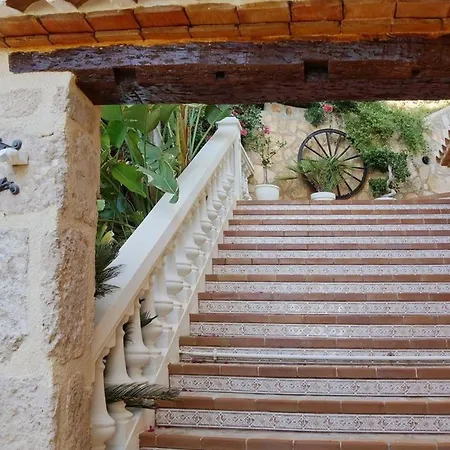 Homestay Casa Tradicional Con Bonitas Vistas Y Amplio Jardin